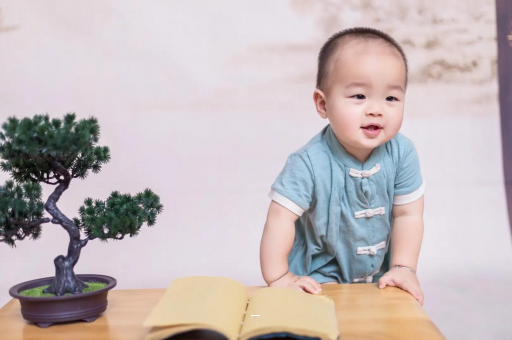 自贡孕妇显怀是几个月